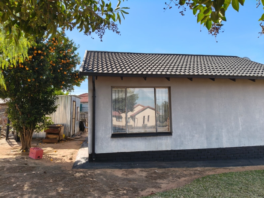 2 Bedroom Property for Sale in Mogwase North West